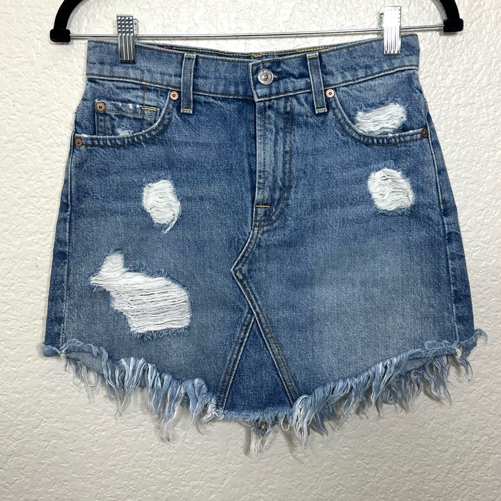 7 For All Mankind Distressed Raw Hem Frayed Denim Jean Mini Skirt Size 24 - Picture 2 of 14